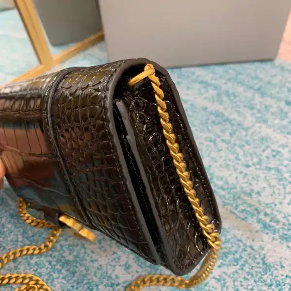 Aaa replica ru BALENCIAGA HOURGLASS WALLET ON CHAIN 0126