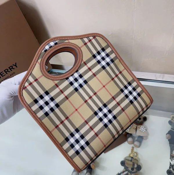 Aaa replica ru BURBERRY Mini Pocket Bag-23*6*26.5CM 0119