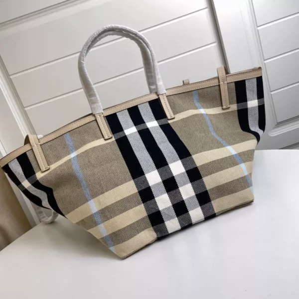 Aaa replica ru BURBERRY Beach Tote 0119