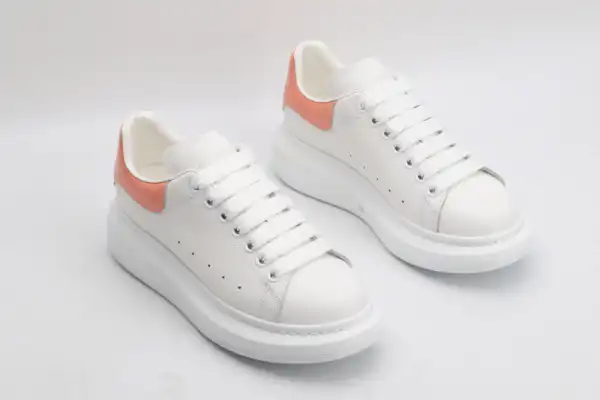 Aaa replica ru ALEXANDER MCQUEEN Oversized Sneaker 0127