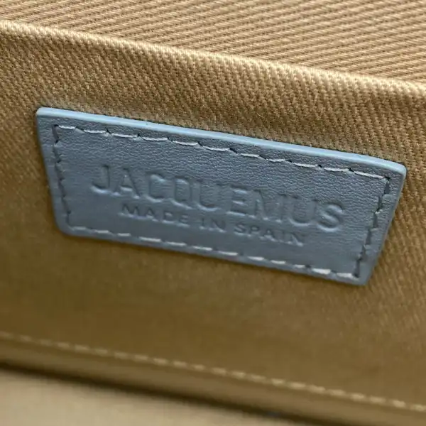 Aaa replica bags JACQUEMUS Le grand Chiquito 0127