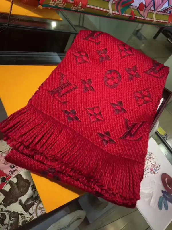 Aaa replica bags LOUIS VUITTON SCARF 0124