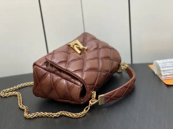 Aaa replica ru LOUIS VUITTON GO-14 MM 0130