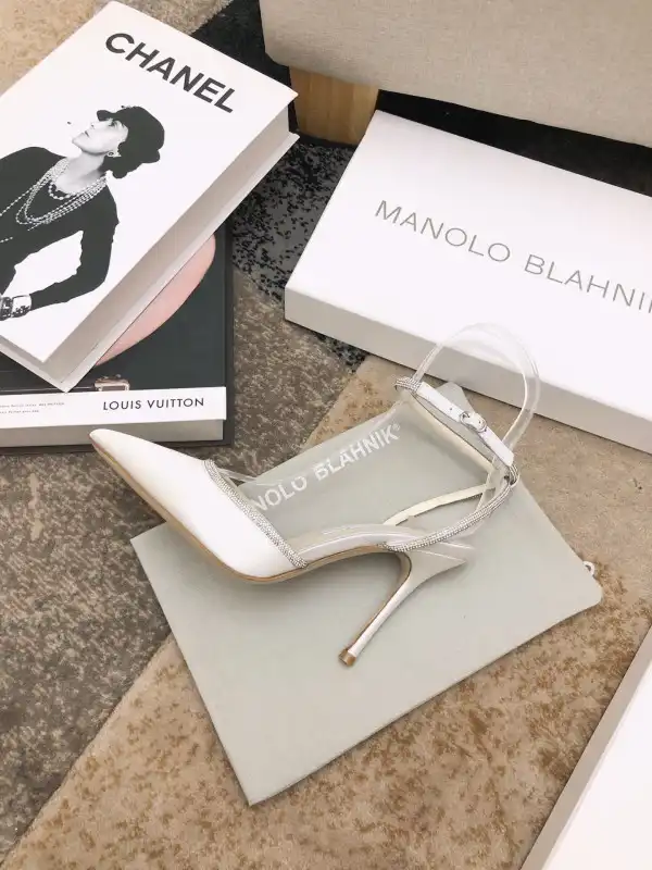 Aaa replica bags MANOLO BLAHNNIK PUMPS 0123