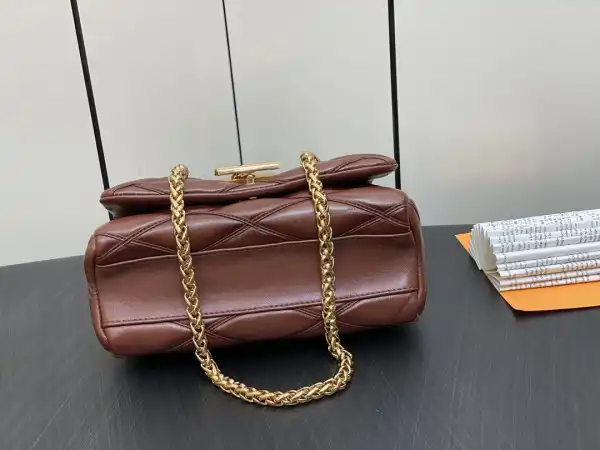 Aaa replica ru LOUIS VUITTON GO-14 MM 0130