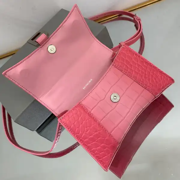 Aaa replica ru BALENCIAGA HOURGLASS 0126