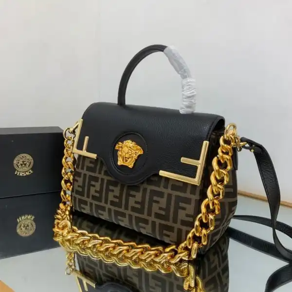 Aaa replica ru FENDI X VERSACE LA MEDUSA 0125