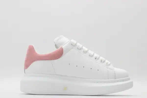 ALEXANDER MCQUEEN Oversized Sneaker 0127