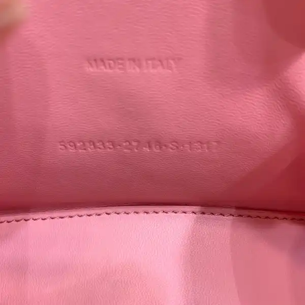 Aaa replica ru BALENCIAGA HOURGLASS 0126