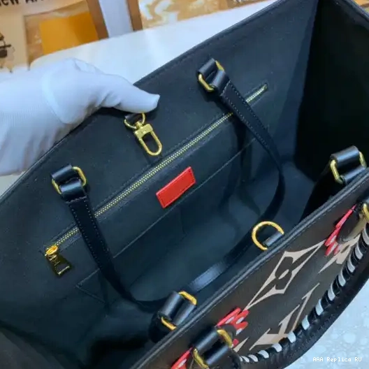 Aaa replica bags VUITTON CRAFTY LOUIS GM ONTHEGO 0220