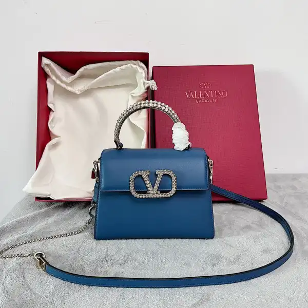 Aaa replica bags VALENTINO SMALL VSLING GRAINY CALFSKIN HANDBAG 0206