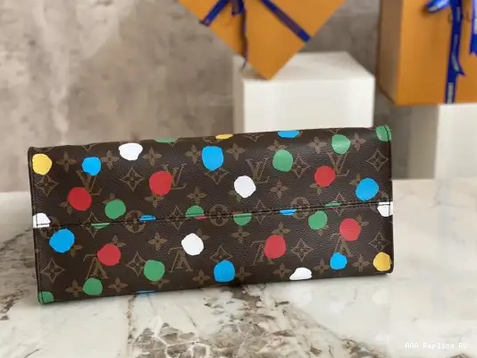 Aaa replica ru VUITTON LOUIS MM X YK ONTHEGO 0215