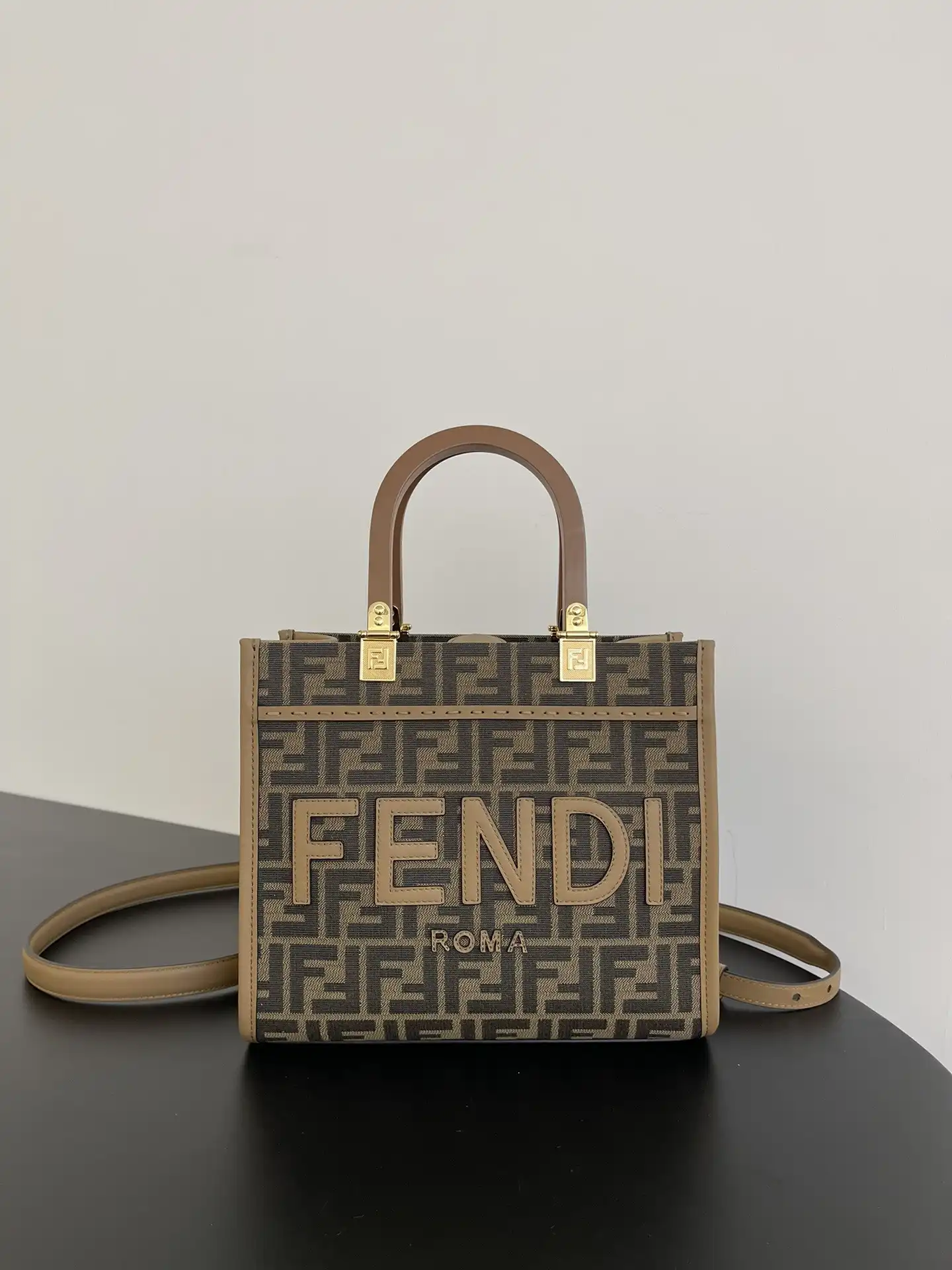 Aaa replica bags FENDI Sunshine small bag-25.5*12*22.5CM 0202