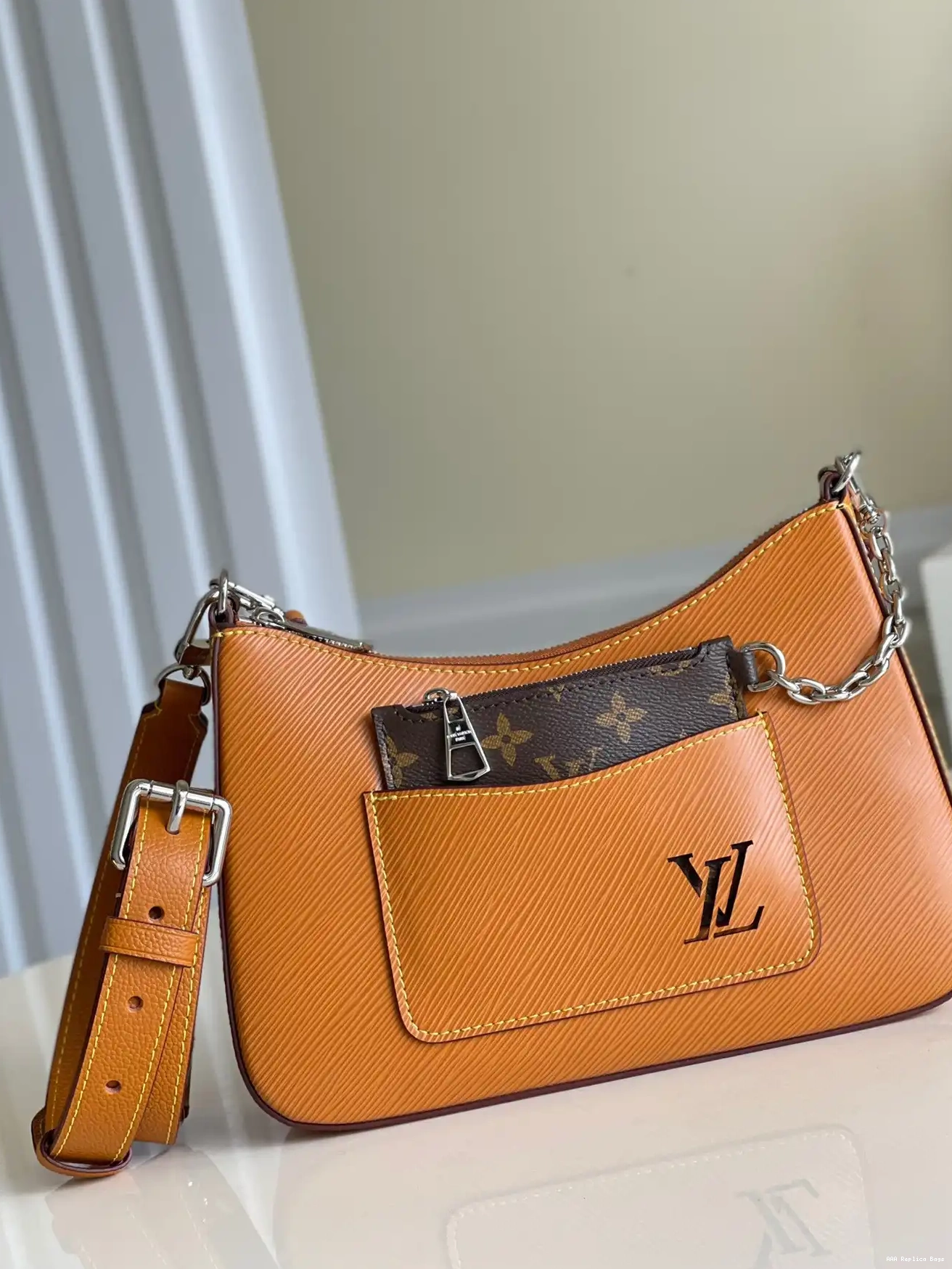 Aaa replica ru VUITTON MARELLE LOUIS 0217