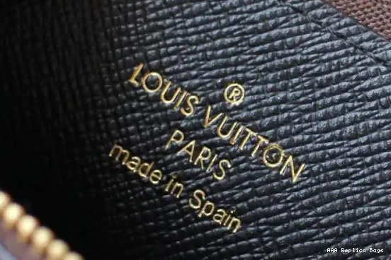 Aaa replica bags VERSO HOLDER LOUIS RECTO CARD VUITTON 0223