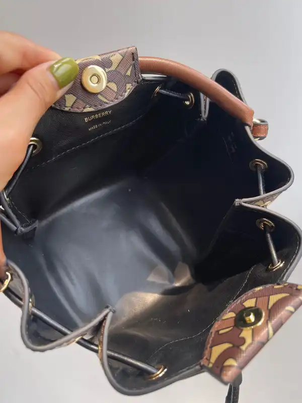 Aaa replica ru BURBERRY Bucket Bag 0205