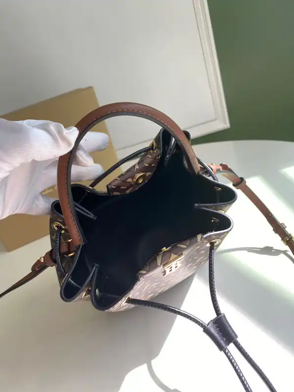 Aaa replica ru BURBERRY Bucket Bag 0205