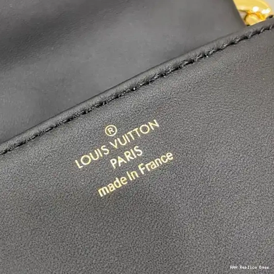 Aaa replica ru Beltbag VUITTON LOUIS Coussin 0213