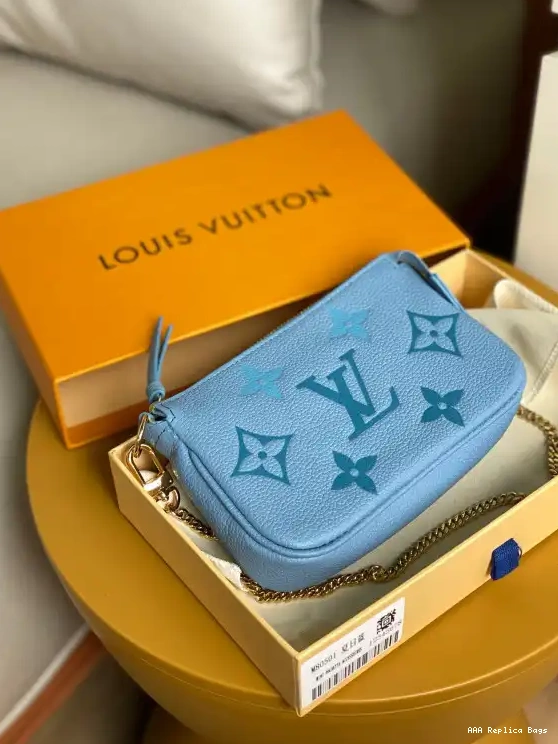 Aaa replica ru MINI POCHETTE ACCESSOIRES LOUIS VUITTON 0225