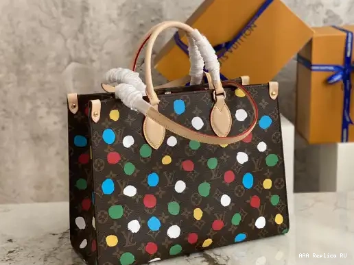 Aaa replica ru VUITTON YK LOUIS X MM ONTHEGO 0227