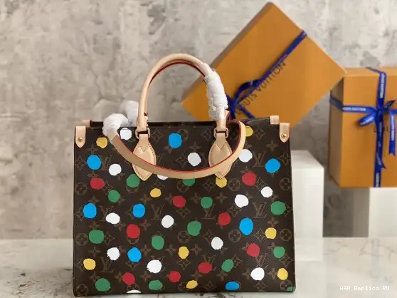 Aaa replica ru VUITTON YK LOUIS X MM ONTHEGO 0227