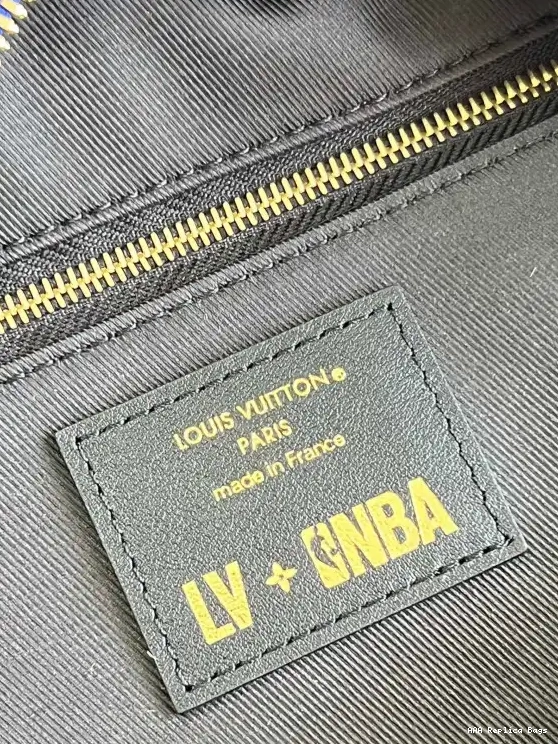 Aaa replica ru VUITTON DOPP LOUIS KIT 0219