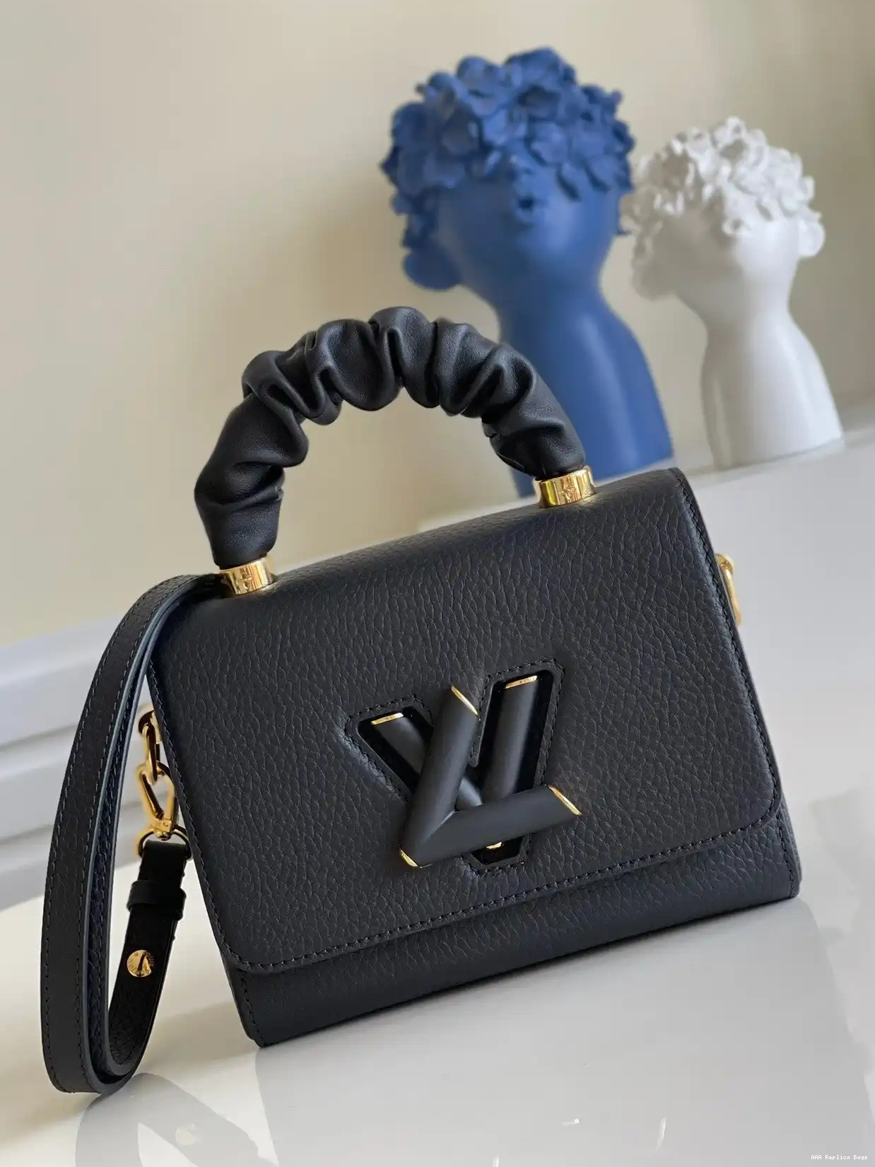 Aaa replica ru PM VUITTON TWIST LOUIS 0219