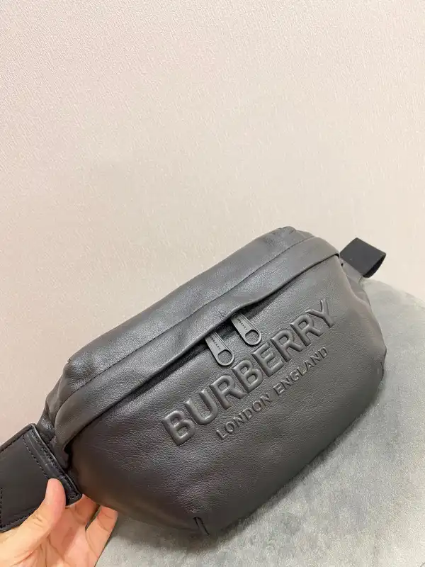 Aaa replica ru BURBERRY BUM BAG 0205