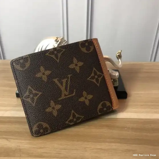 Aaa replica ru VUITTON LOUIS WALLET MULTIPLE 0217