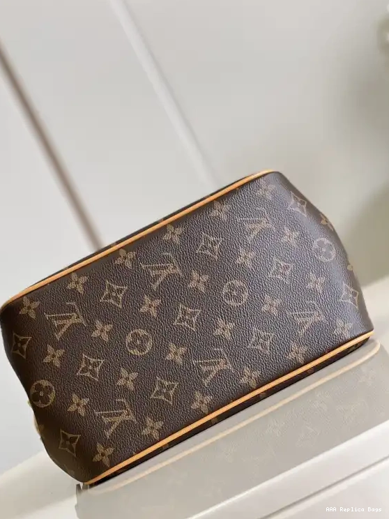 Aaa replica ru VUITTON Monogram LOUIS bag-25*23*15CM 0219