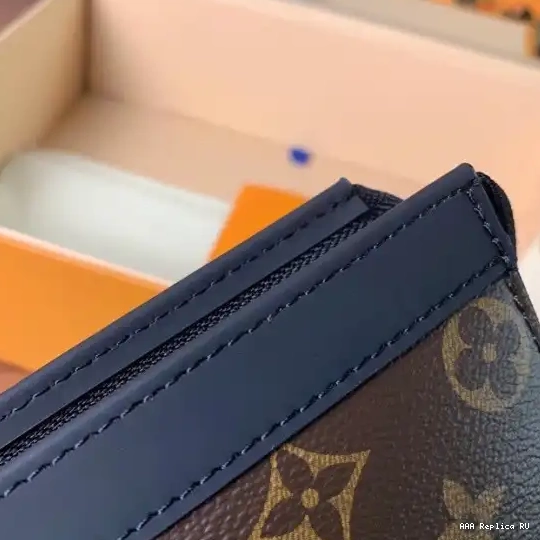 Aaa replica ru LOUIS POCHETTE VUITTON MM VOYAGE 0215