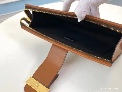 Aaa replica ru CLUTCH VUITTON LOUIS 0212