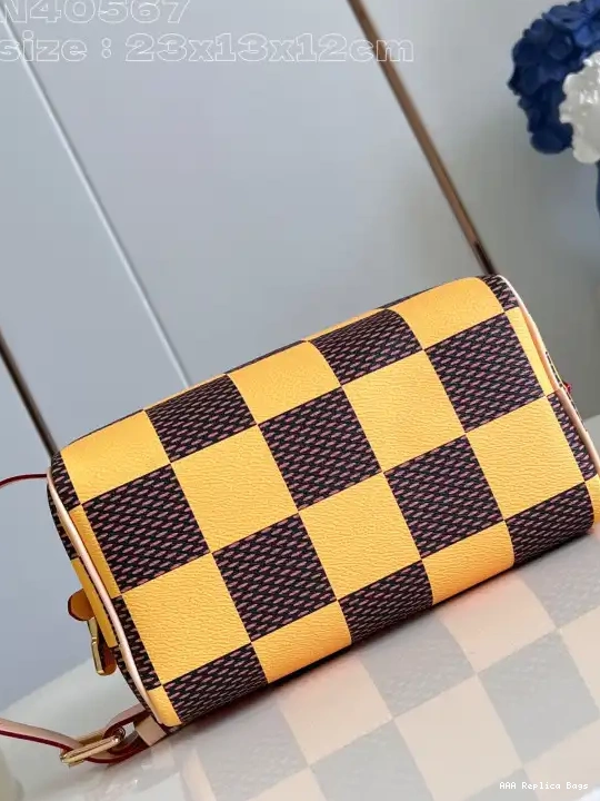 Aaa replica ru LOCKER DOPP KIT bag-23*13*12CM LOUIS VUITTON 0216