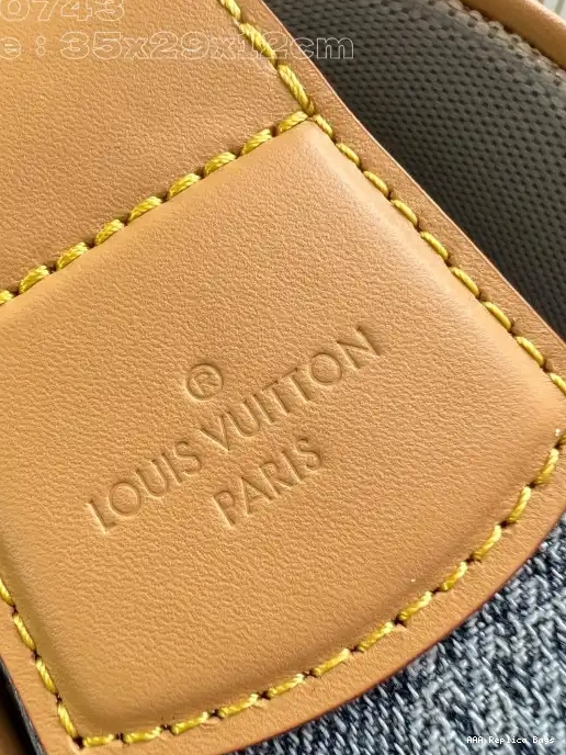 Aaa replica bags Messenger LOUIS VUITTON Montsouris MM 0226